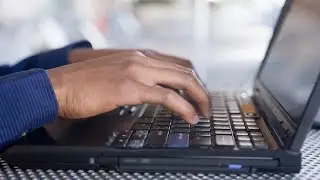 How to Remove a Comma From a Name in Excel