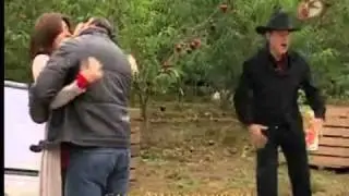Lorena intenta matar a Lucrecia y a Julian