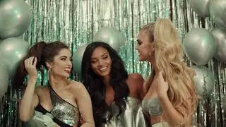 GLAM SEAMLESS 2019 HOLIDAY CAMPAIGN