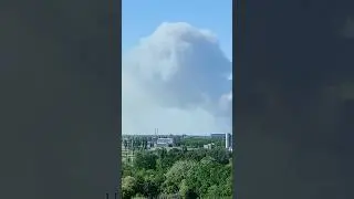 Велика пожежа у Києві - дим видно за десятки кілометрів