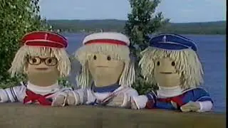 Size Small Island - Everybody is different (1986)