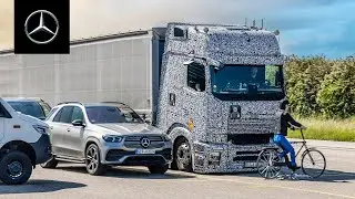 Putting vehicles through their paces | Mercedes-Benz Trucks