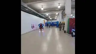 Вкладывают роботы а не человек)
