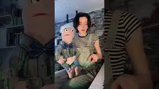 Гарик учится петь😁 