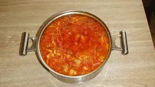 Украинский борщ с кислой капустой.