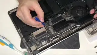 MacBook Pro A1708 (display not working)