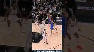 Victor Wembanyama blocks Chet Holmgren 
