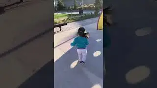 Догоняшки Алина убегает от мамы