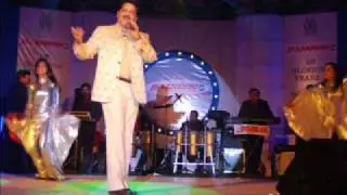 kaali kaali ankhon wali dil le gai(loverly song udt narayan)