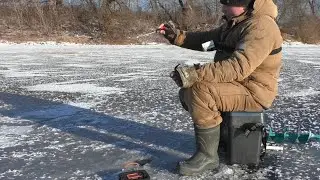 Winter ROACH fishing with a DEVILCK! Roach fishing with a PRAKTIK FISH SOUNDER!