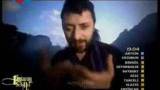 Hayko Cepkin ilahi söylüyor