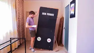 Crash test cardboard box Samsung Galaxy Z  Flip 5 incoming call