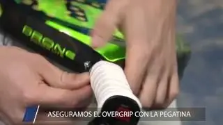 Cómo colocar un overgrip a tu pala de pádel - TRUCOS