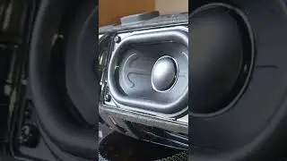 Отлично долбит JBL.
