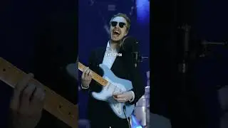 Arctic Monkeys fans rn 😠