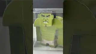Hulk paper toy inspired by Marvel Comics’ Avegers Superhero’s #papertoy #hulktoy #avengersassemble