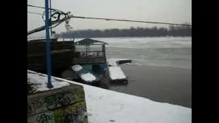 Земунски кеј 19 фебруар 2012.wmv