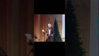 Владимир Удовыдченко "Дайте книгу мне на русском..."