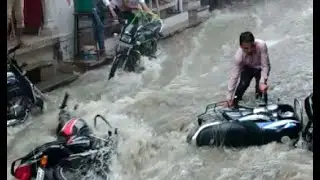 Flood in Rajasthan - Jodhpur | bike flow in the water