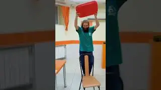 Александрит танцует в Народной столовой