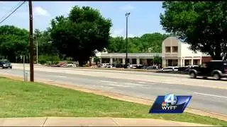 2 high school students charged with voyeurism