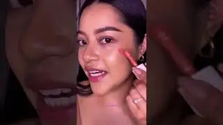 What is a copy n paste Latina? not used to doing my makeup like this but I actually loved it 😍