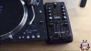 Akai Amx / Afx Case & Stand Next to Turntable