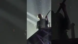 John 5 w Motley Crue. Vegas! 19 Sep 2025.