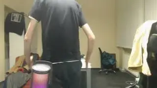 @jirisokysvacek  se kejval až se dojebal o stůl
