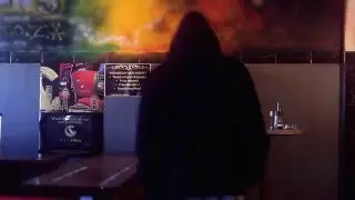 The Traveling Note