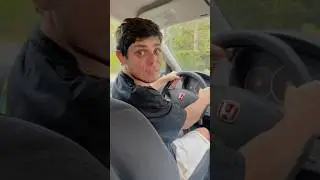 SIN SE IGRAO U AUTU PA SE DESILO OVO 😂
