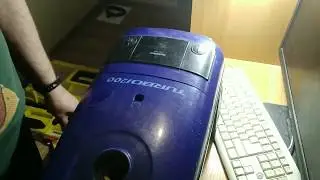 Пылесос GoldStar V-2710E