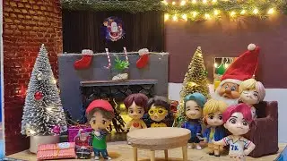DIY BTS tiny tan Christmas Diorama