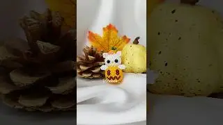 Котик в тыкве из бисера амигуруми 