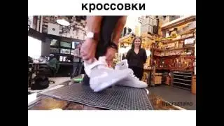 Самозашнуровывающиеся кроссовки