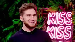 😱 Фокусник с лезвием во рту - Янчик в шоке - BABBLEGUNSHOW