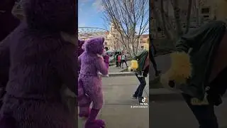 dont get in 