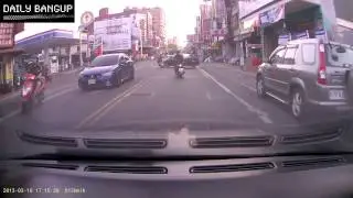 Daily Bangup 3-12-2013 Car Crash Compilation - ДТП 車禍 车毁人亡 사고 تحطم