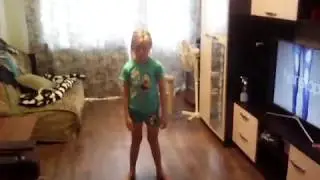 Рваные джинсы