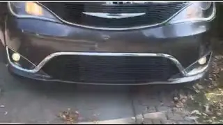 How to replace a fog light on a Chrysler Pacifica