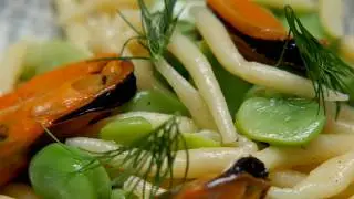 How to Make Trofie Pasta in Italian Way | How To | La Cucina Italiana USA
