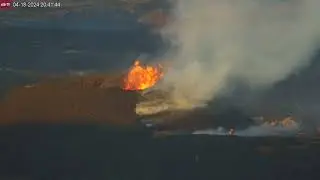 People Approaching Iceland Volcano Provide Size Perspective (Apr 18, 2024)
