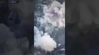 Artillery hits a building with Russians inside. Bakhmut area!!