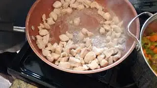 Chicken noodle soup and cream of chicken and rice soup