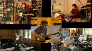 Crowded House - Don't Dream It's Over (live from home, 2020)