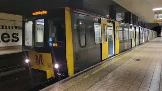 *MASSIVE BANG* Metrocar 4030 starting up at St. James @TWTransport