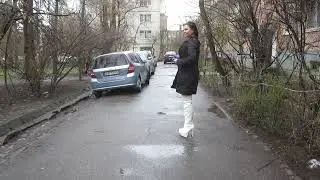 Natalia - Passion2Fashion #0266: Wearing Overknee-Boots in the rain outdoor…