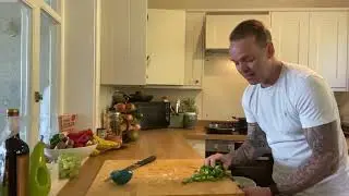Simon Wood - How to make salt & pepper chips