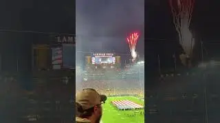 Lambeau Field Chilling Flyover🇺🇸🛫