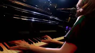Ксения Коламбацкая   Чувства улетают клуб Игоря Бутмана